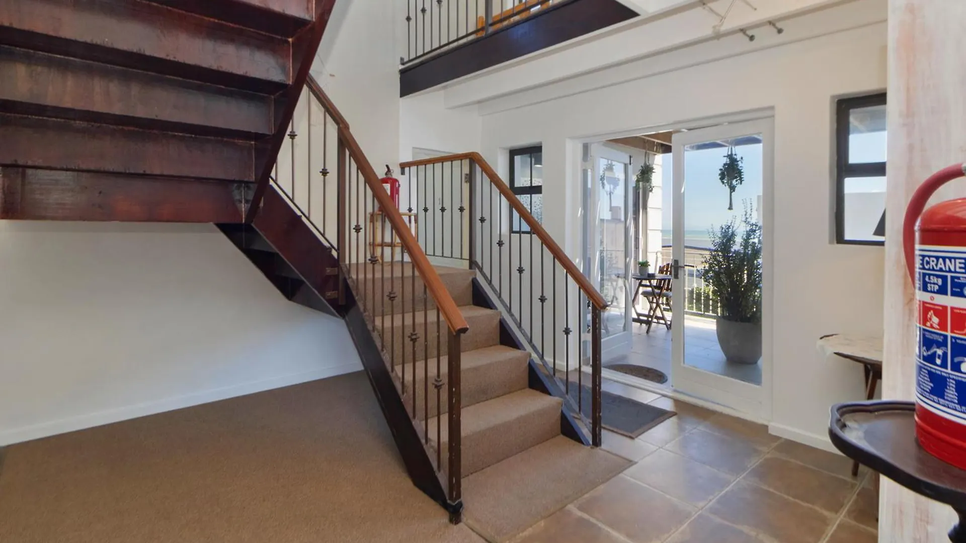 The Sandcastle Guesthouse - Melkbosstrand 3*,
