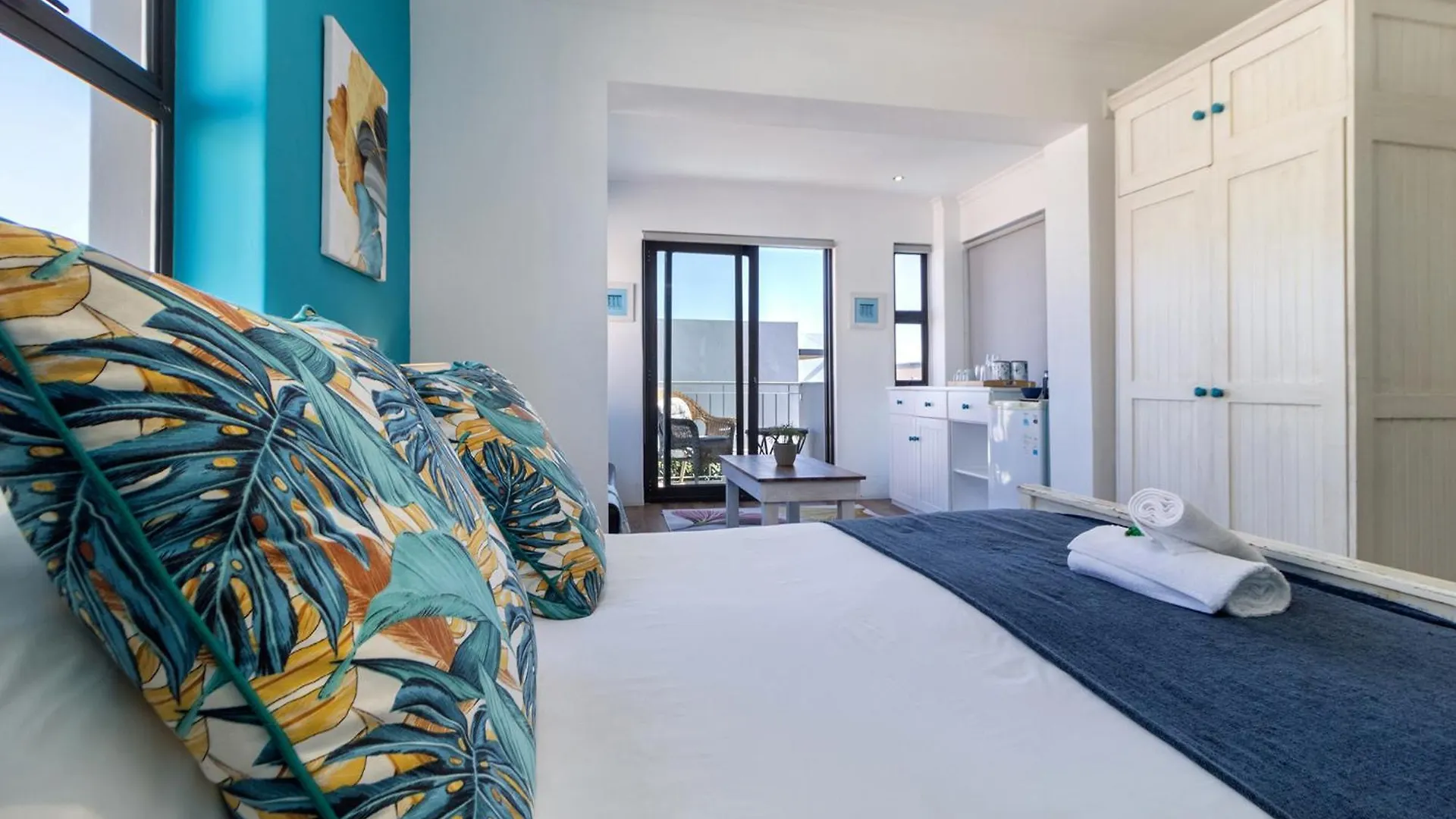 The Sandcastle Guesthouse - Melkbosstrand 3*,