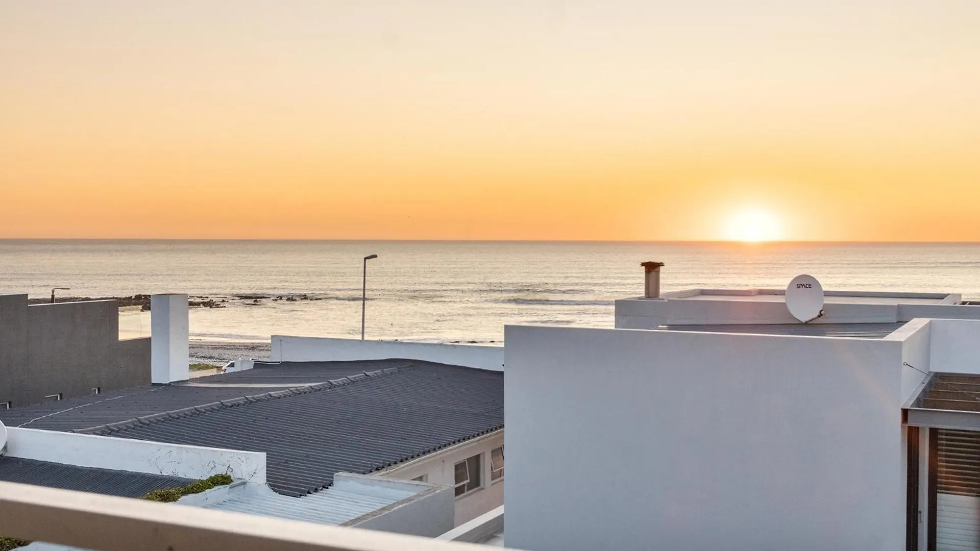 Couette-café The Sandcastle Guesthouse - Melkbosstrand